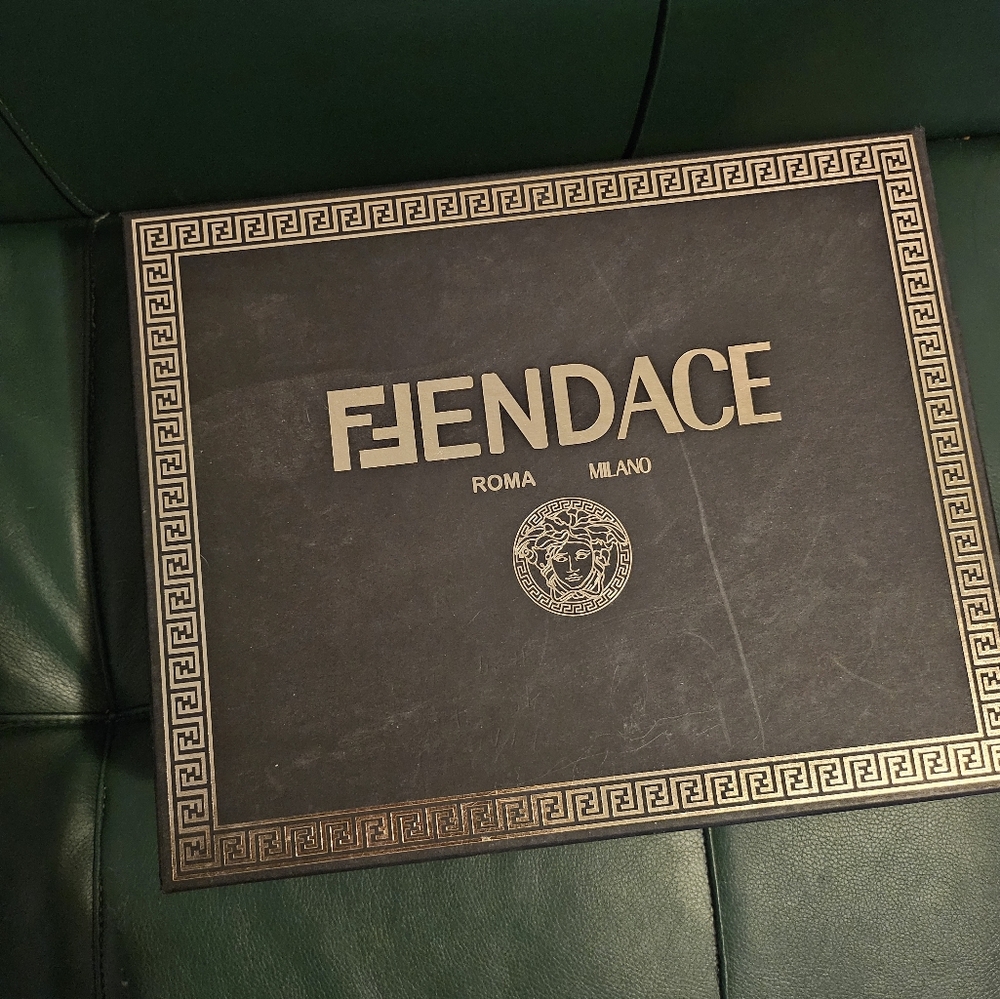 Fendace silk pink heals with box